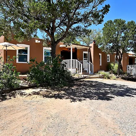 Tesuque Outpost Casita E Views In Holiday home Santa Fe